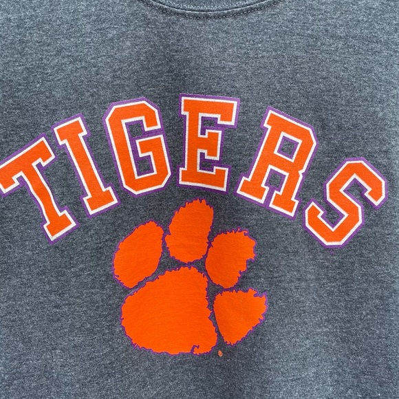 Tigers T-Shirt - Picture 2 of 4